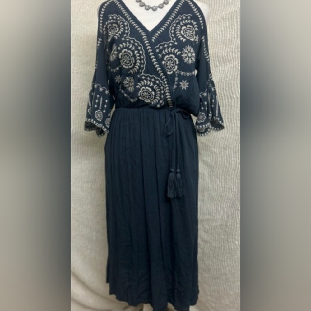 Xhileration Embroidered Navy Maxi Dress XXL